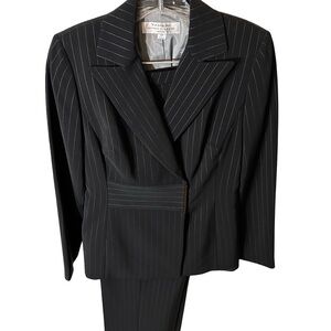 BRAND NEW!!! Tahari Charcoal Pinstripe Pant Suit. Fully Lined.